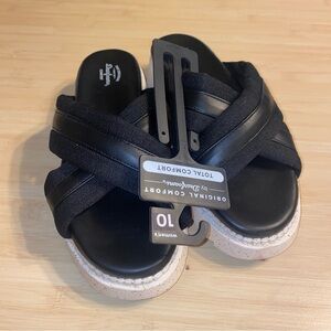 Dearfoams Women's Daisy Cross Strap Platform Sandals NWT Size 10 new